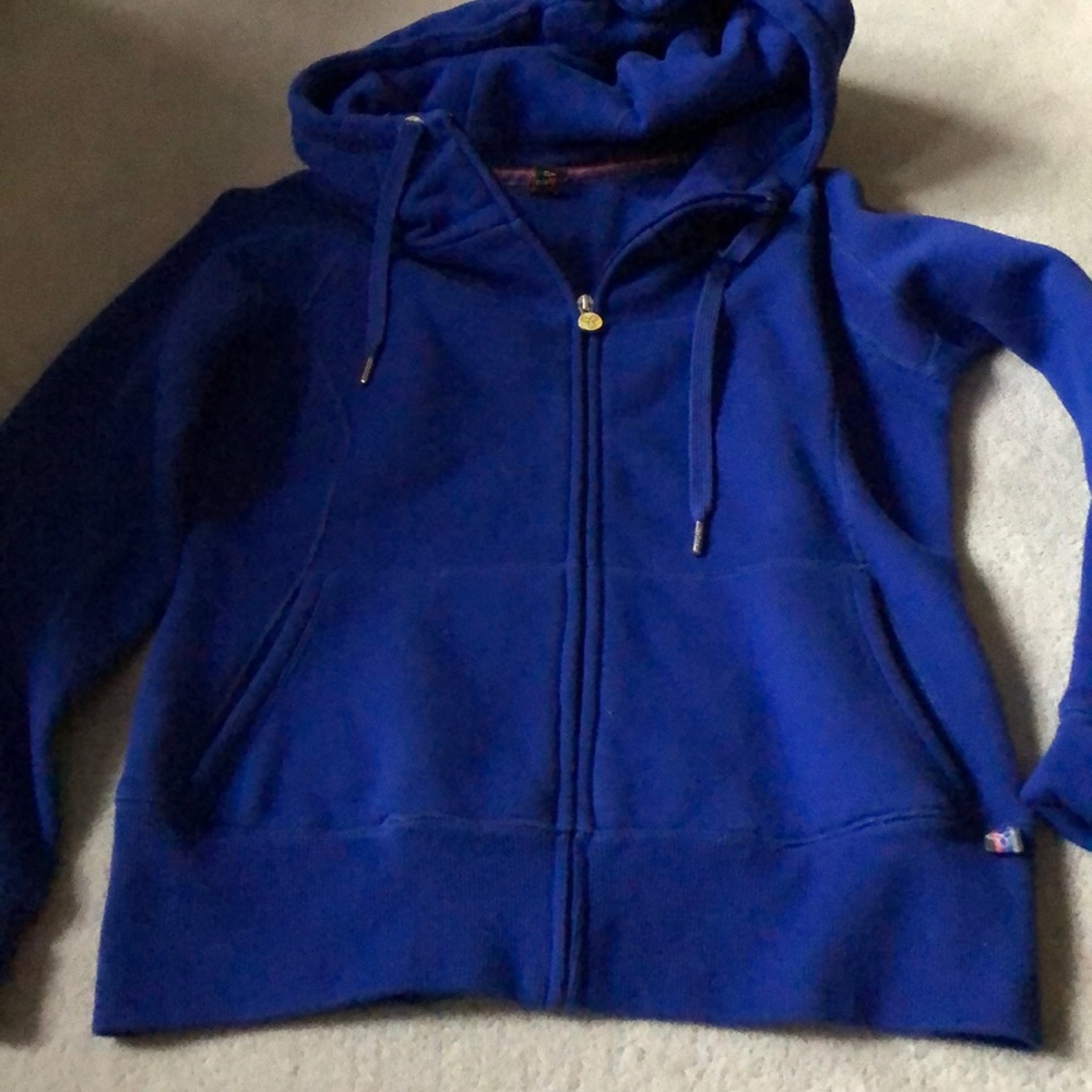 Aritzia TNA hoodie!